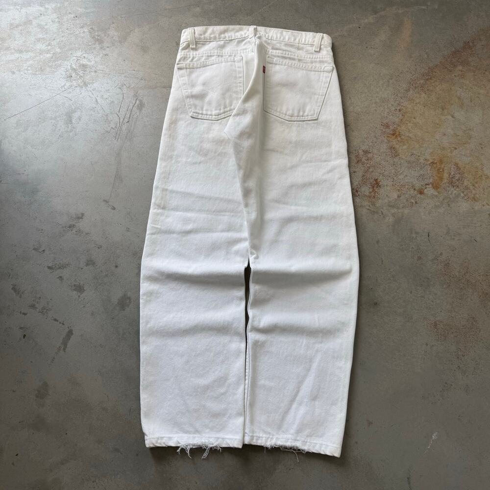 Vintage 90’s Levi’s 505 Classic Indie Retro White Jeans Size 30x29 Made in USA